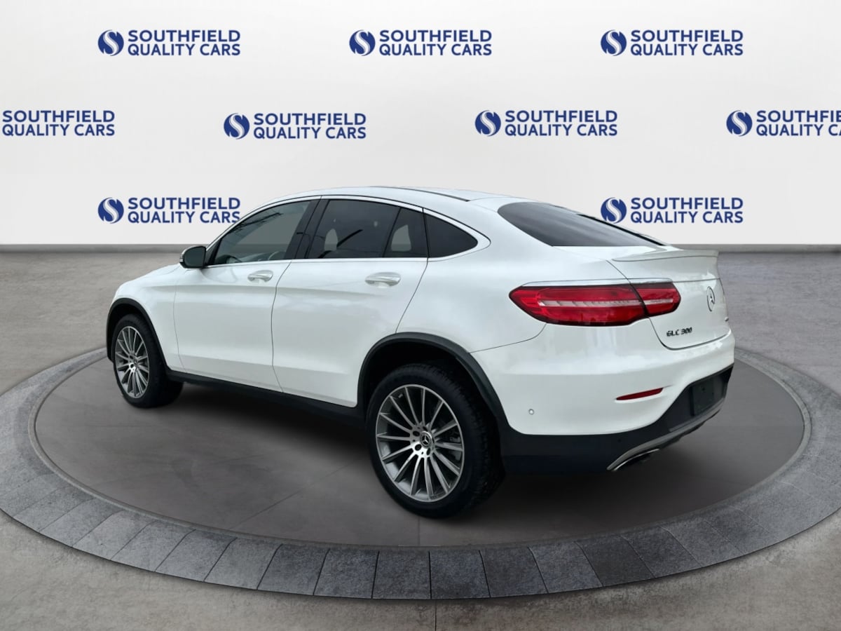 2019 Mercedes Benz GLC 300 AMG photo 4