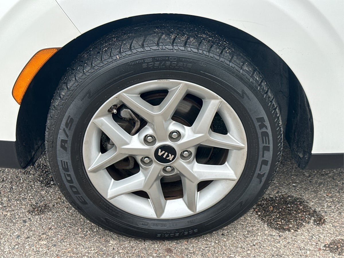 2020 Kia Soul S photo 21