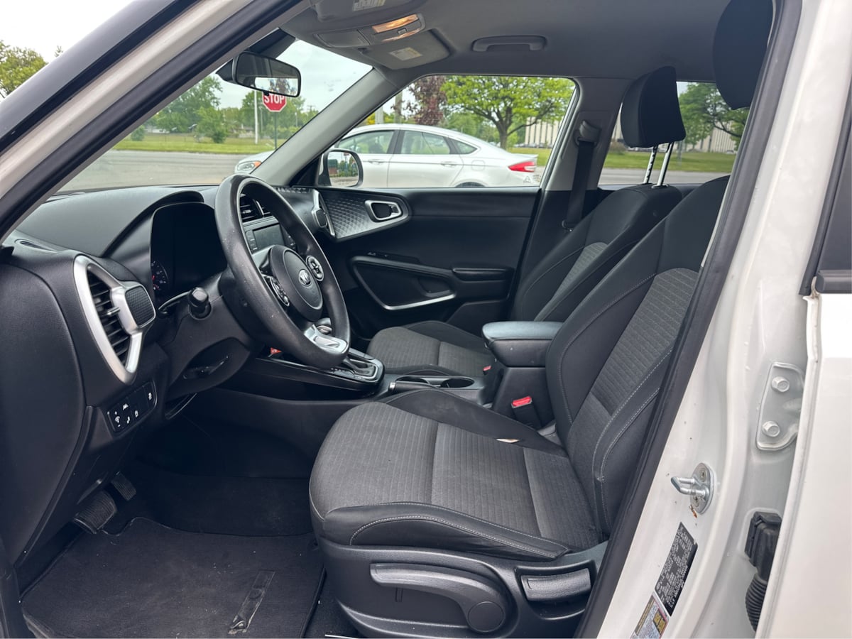 2020 Kia Soul S photo 10