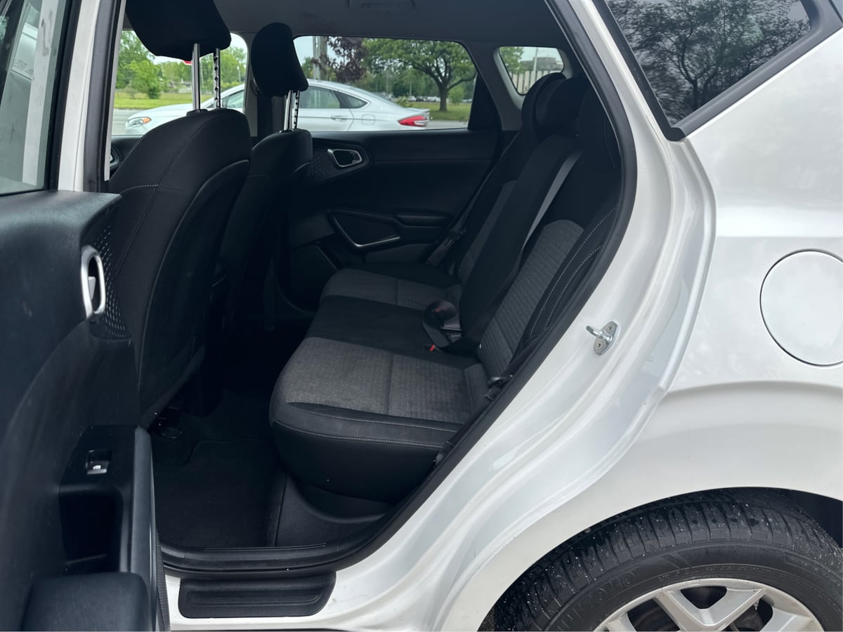 2020 Kia Soul S photo 11