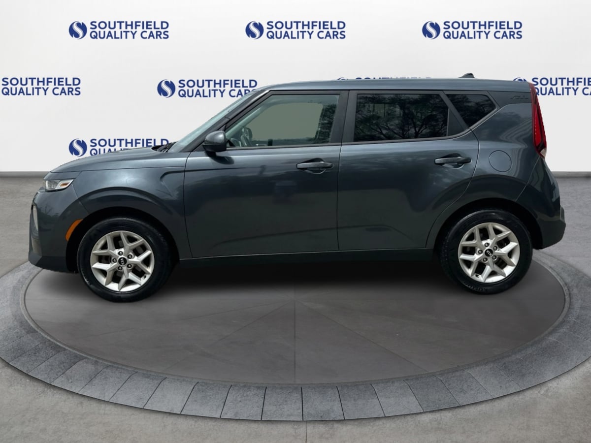 2020 Kia Soul S photo 3