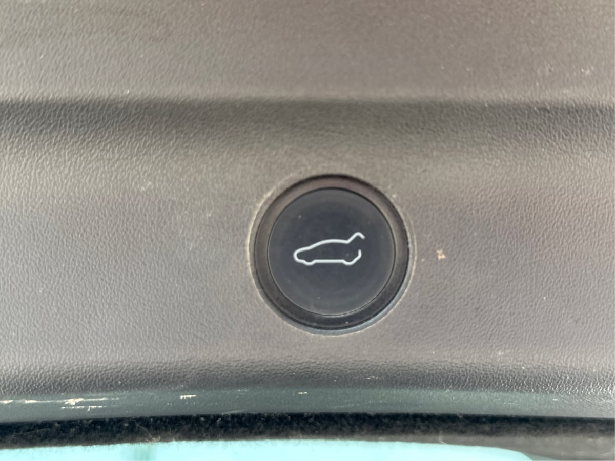 2020 Tesla Model Y Performance photo 21