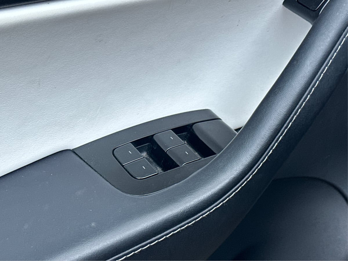 2020 Tesla Model Y Performance photo 27