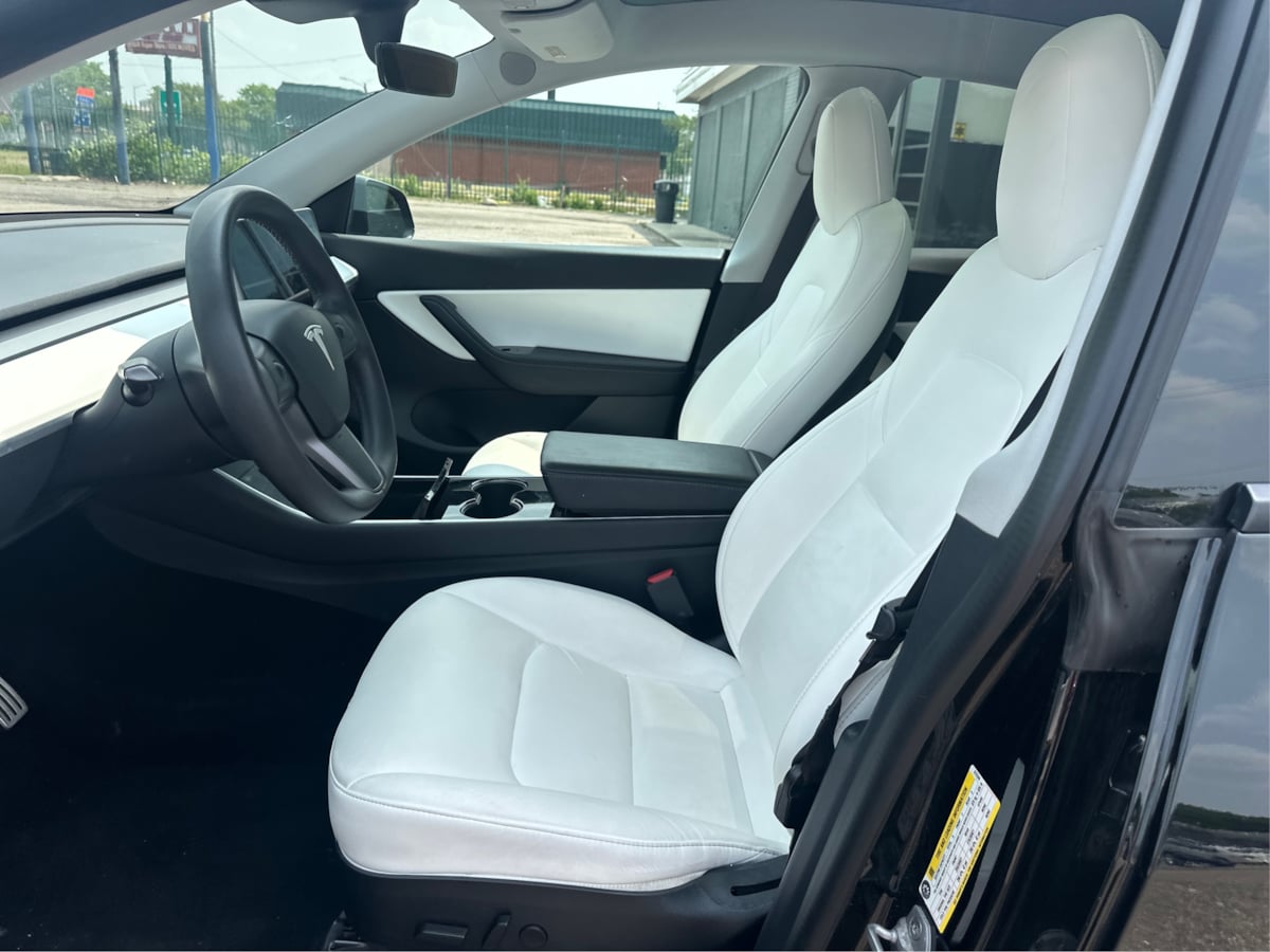 2020 Tesla Model Y Performance photo 10
