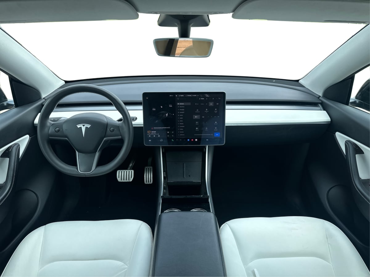 2020 Tesla Model Y Performance photo 29