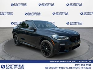 View 2021 BMW X6 