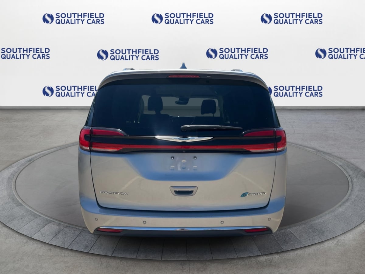 2021 Chrysler Pacifica Touring L photo 5