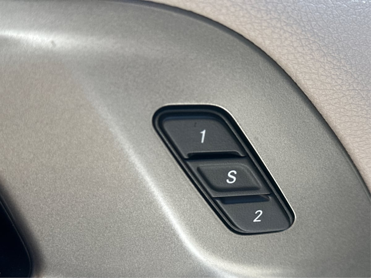2021 Chrysler Pacifica Touring L photo 28