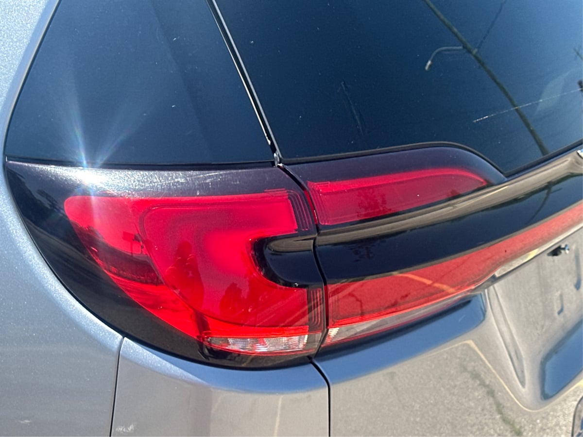 2021 Chrysler Pacifica Touring L photo 25