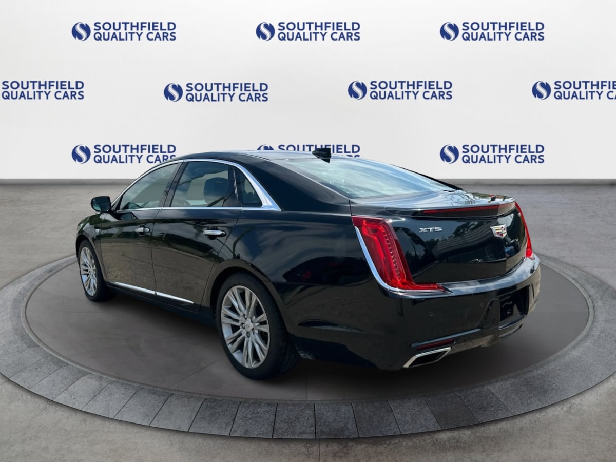 2018 Cadillac XTS Luxury photo 4