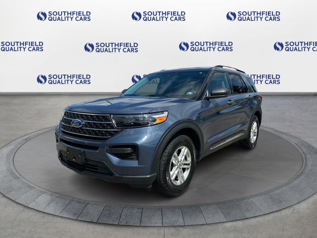 2021 Ford Explorer XLT photo 2