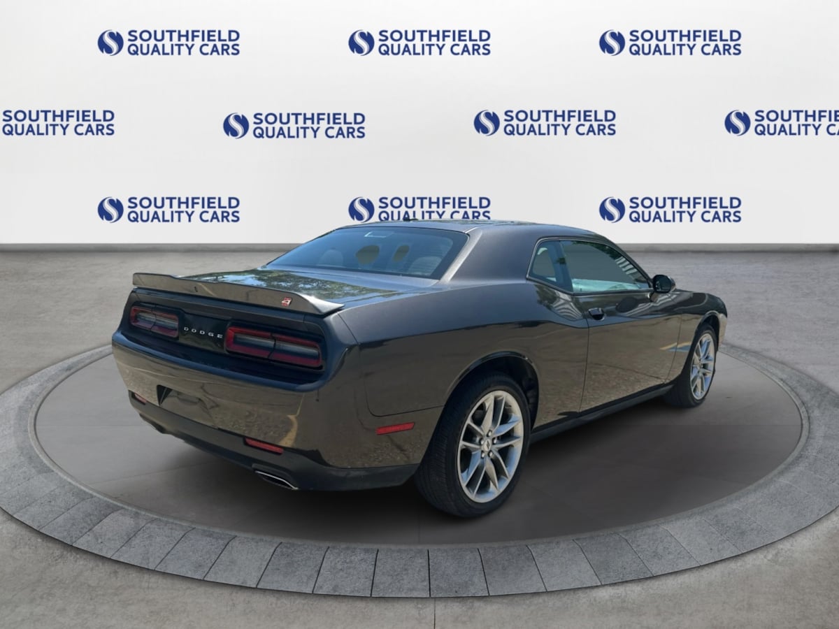2022 Dodge Challenger GT photo 7