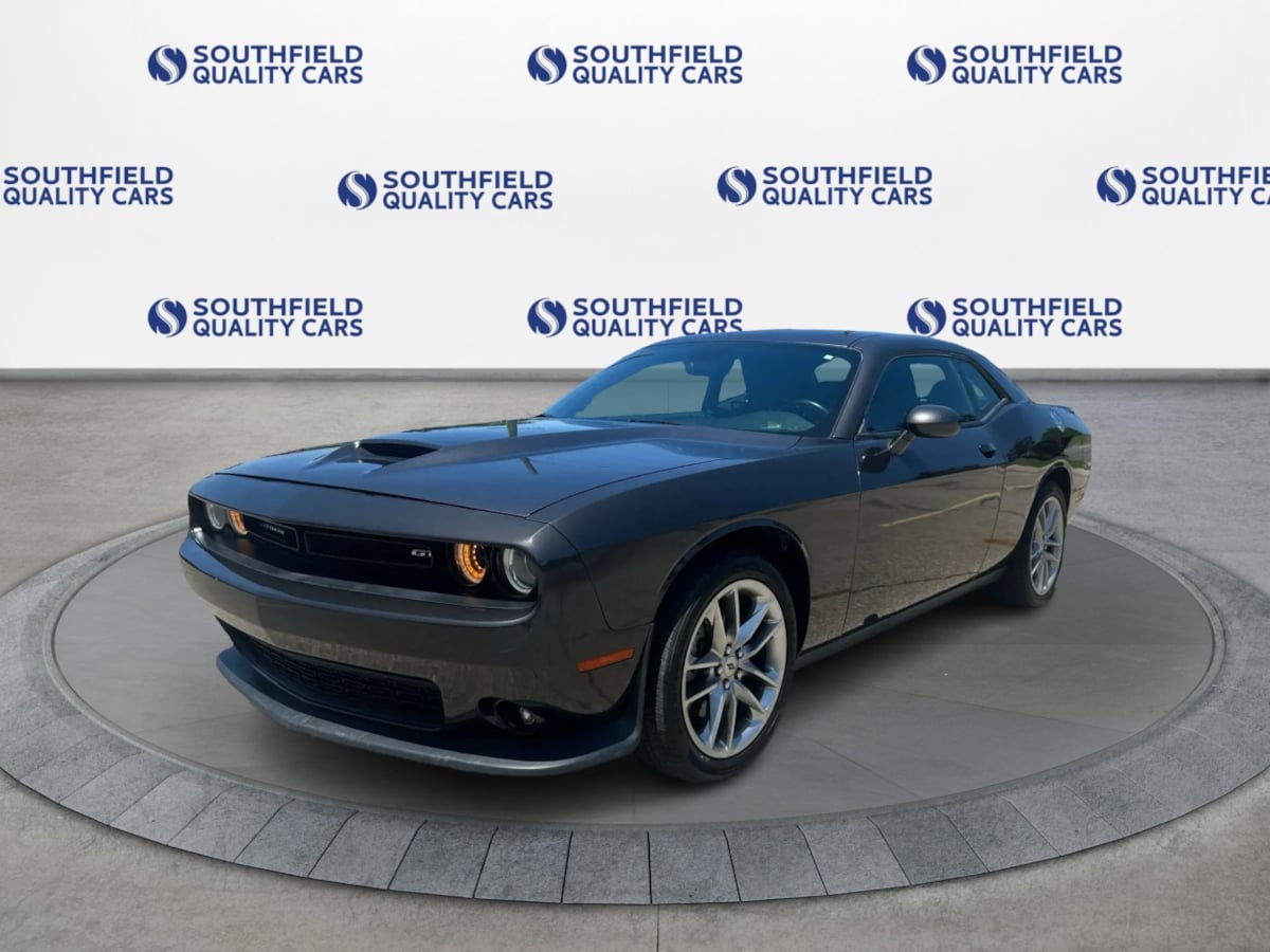 2022 Dodge Challenger GT - Photo 2