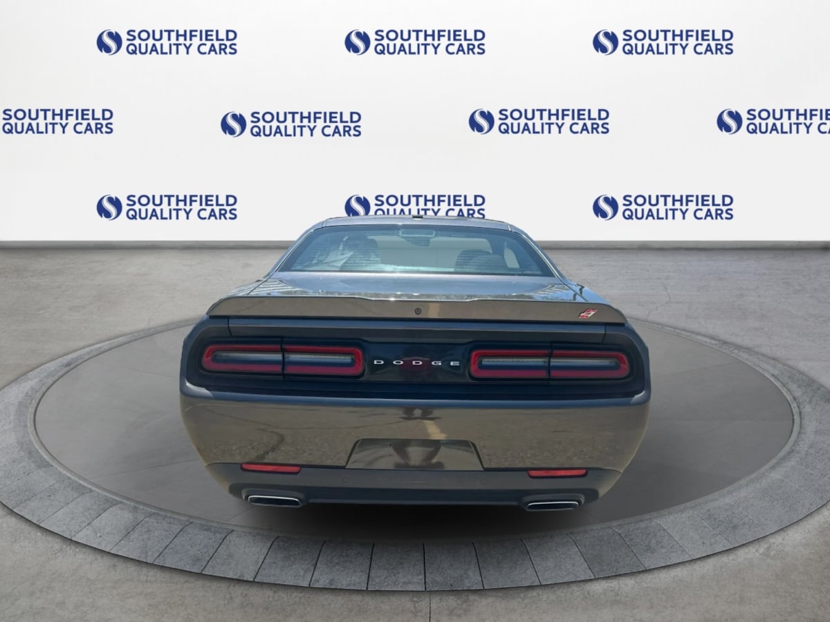 2022 Dodge Challenger GT - Photo 5