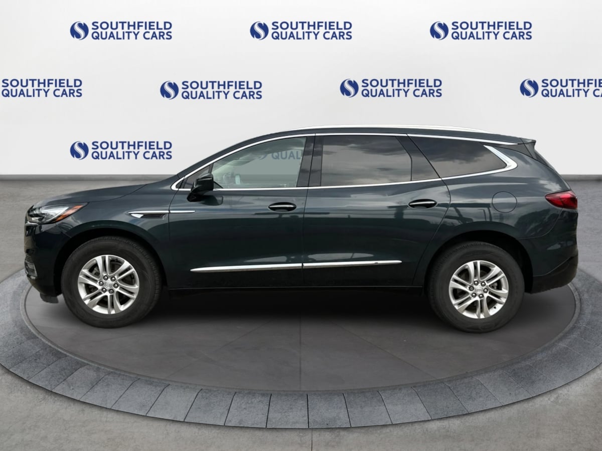 2020 Buick Enclave Essence photo 2