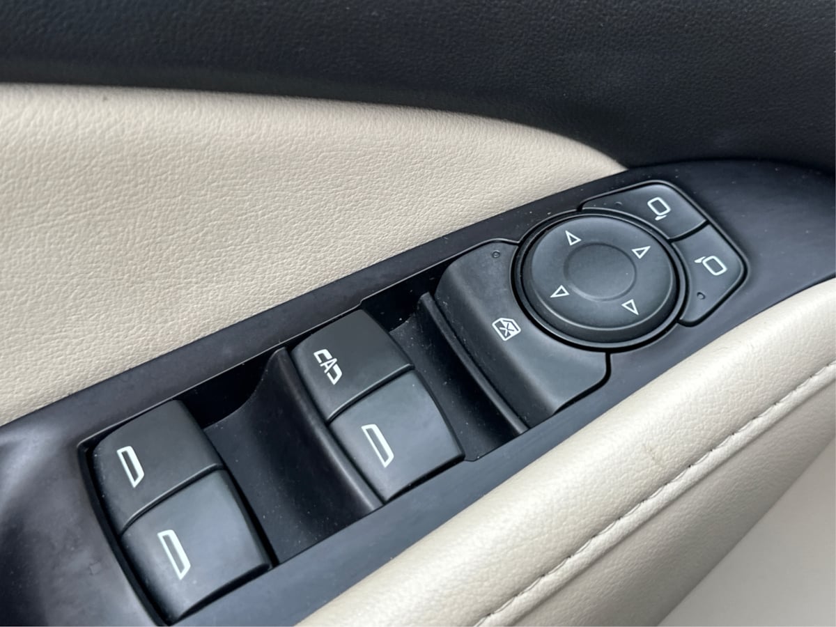 2020 Buick Enclave Essence photo 27