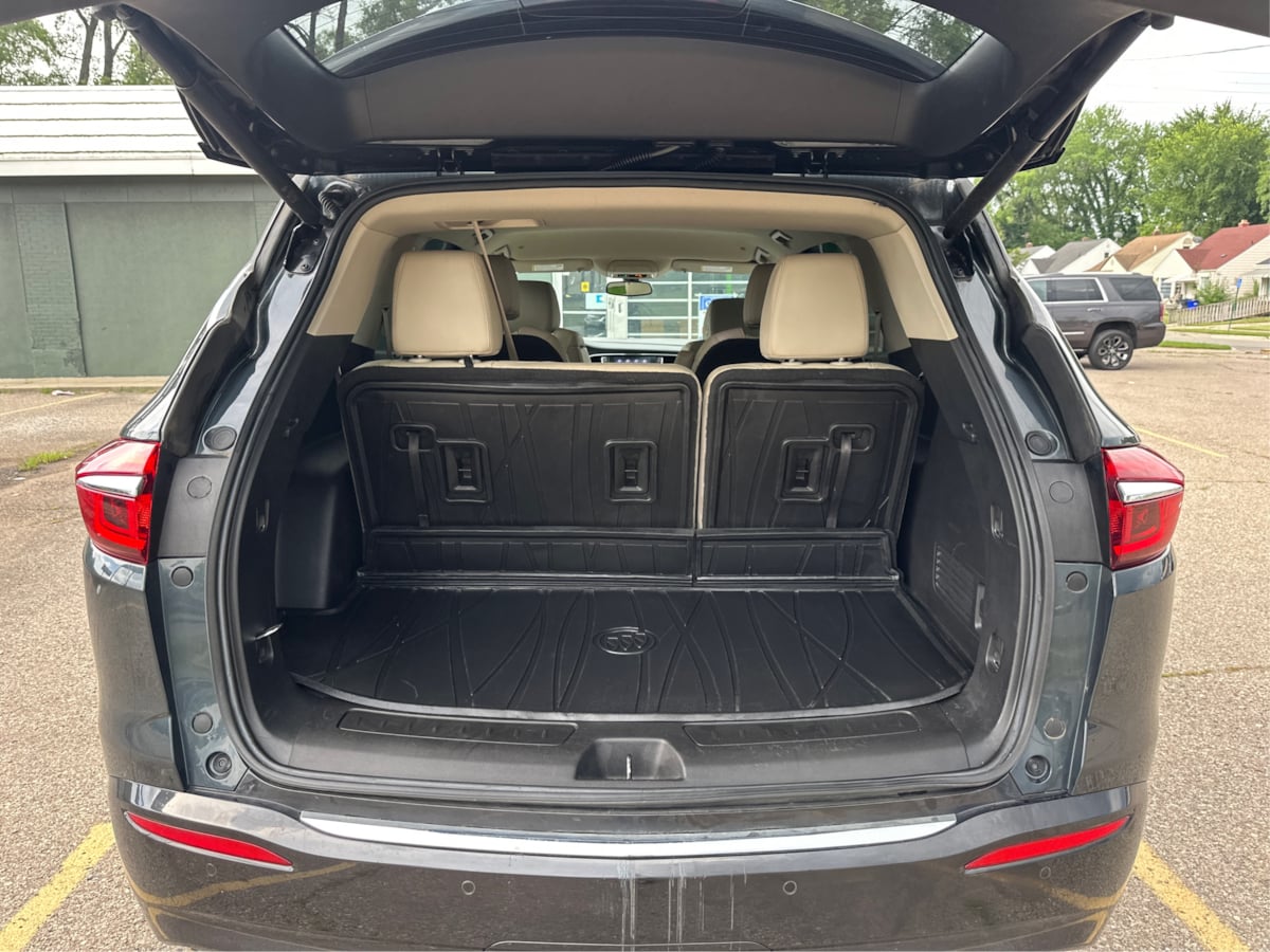 2020 Buick Enclave Essence photo 12