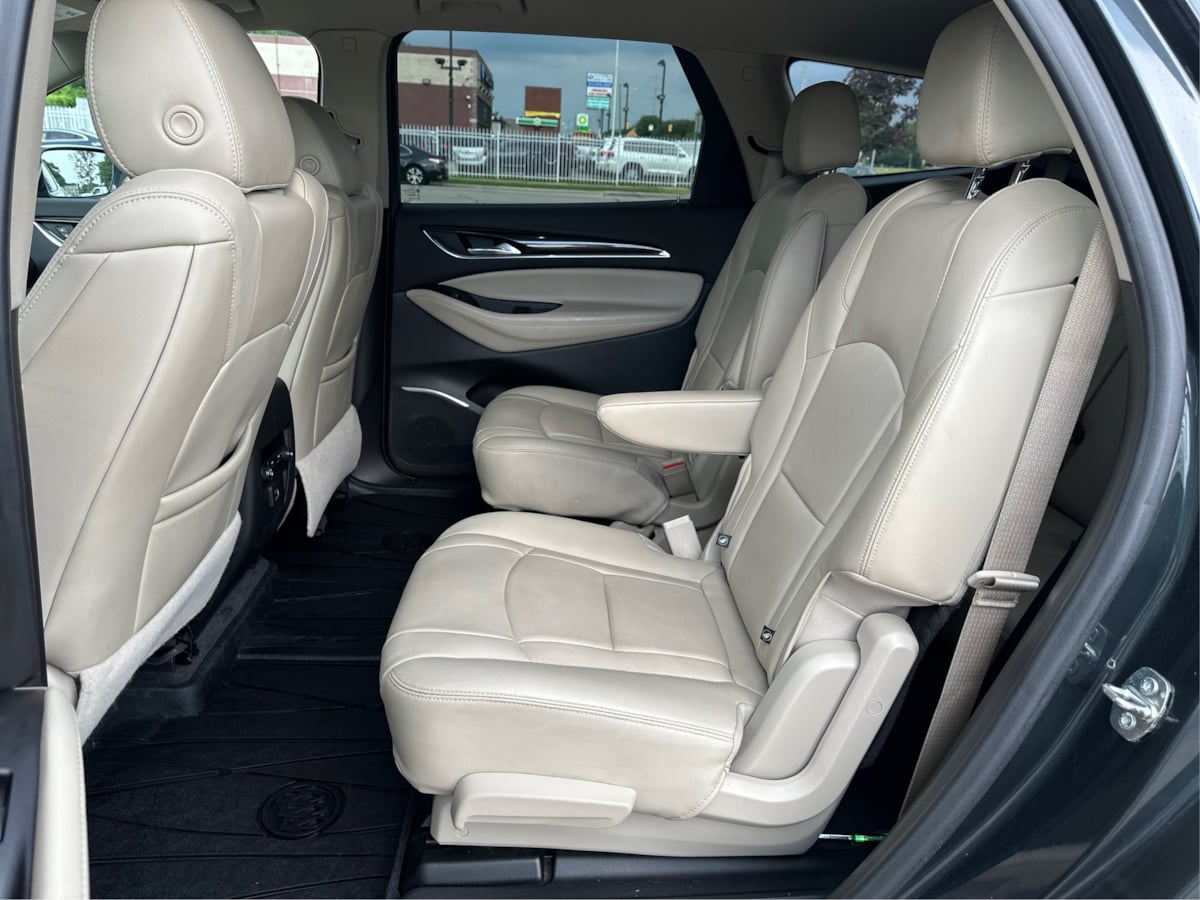 2020 Buick Enclave Essence photo 10
