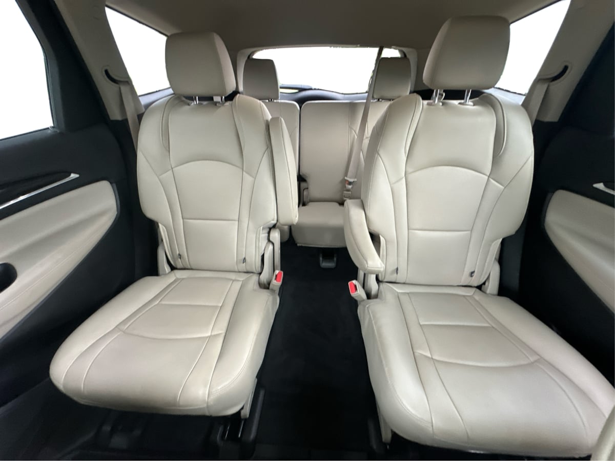 2020 Buick Enclave Essence photo 19