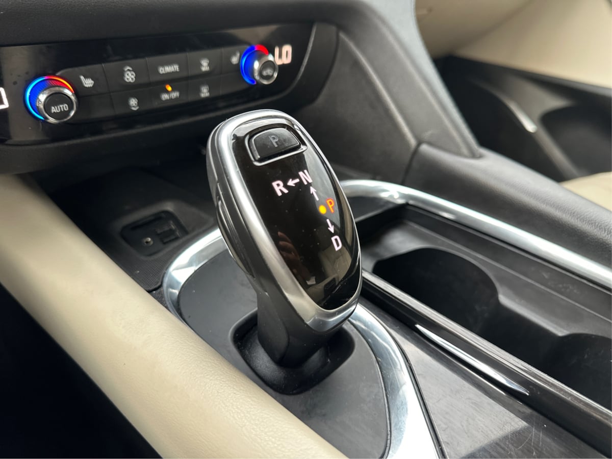 2020 Buick Enclave Essence photo 36