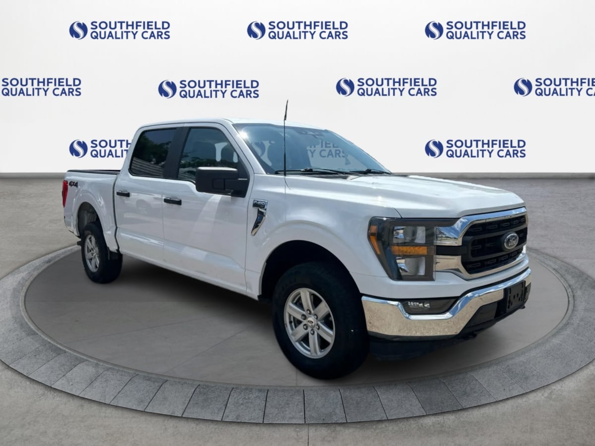 Ford F-150 photo 2