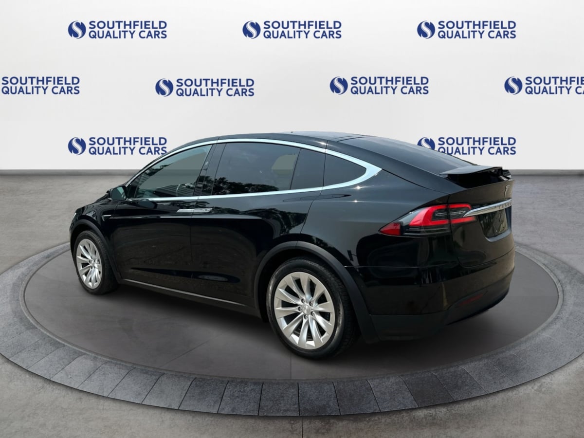 2020 Tesla Model X Long Range photo 4