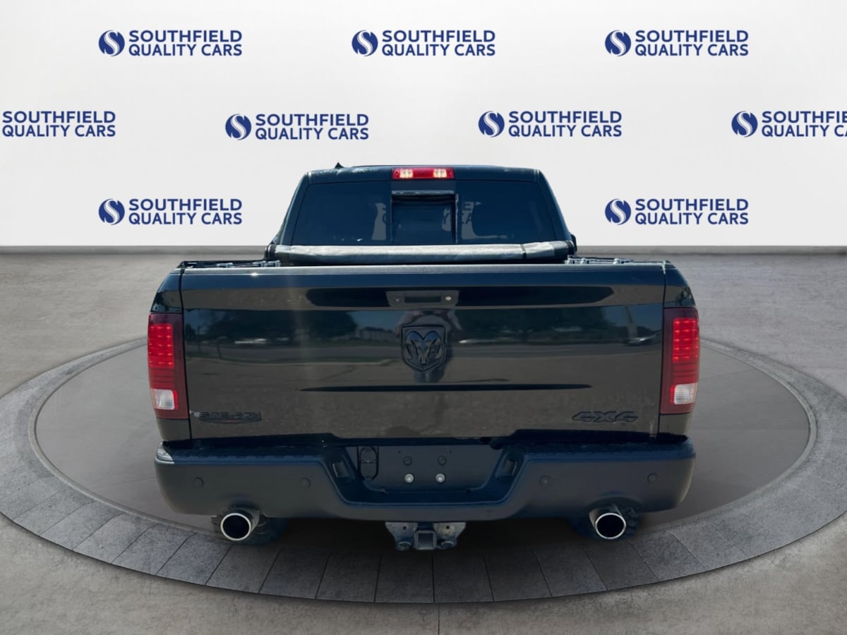 2021 Ram 1500 Classic Warlock photo 4