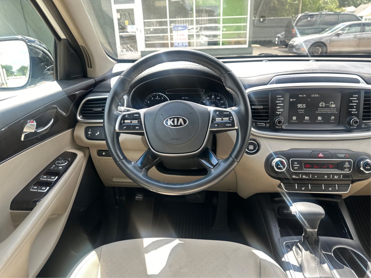 2020 Kia Sorento S V6 photo 13