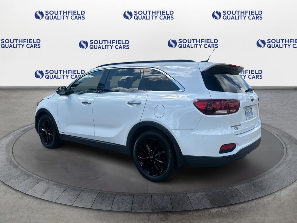 2020 Kia Sorento S V6 photo 2