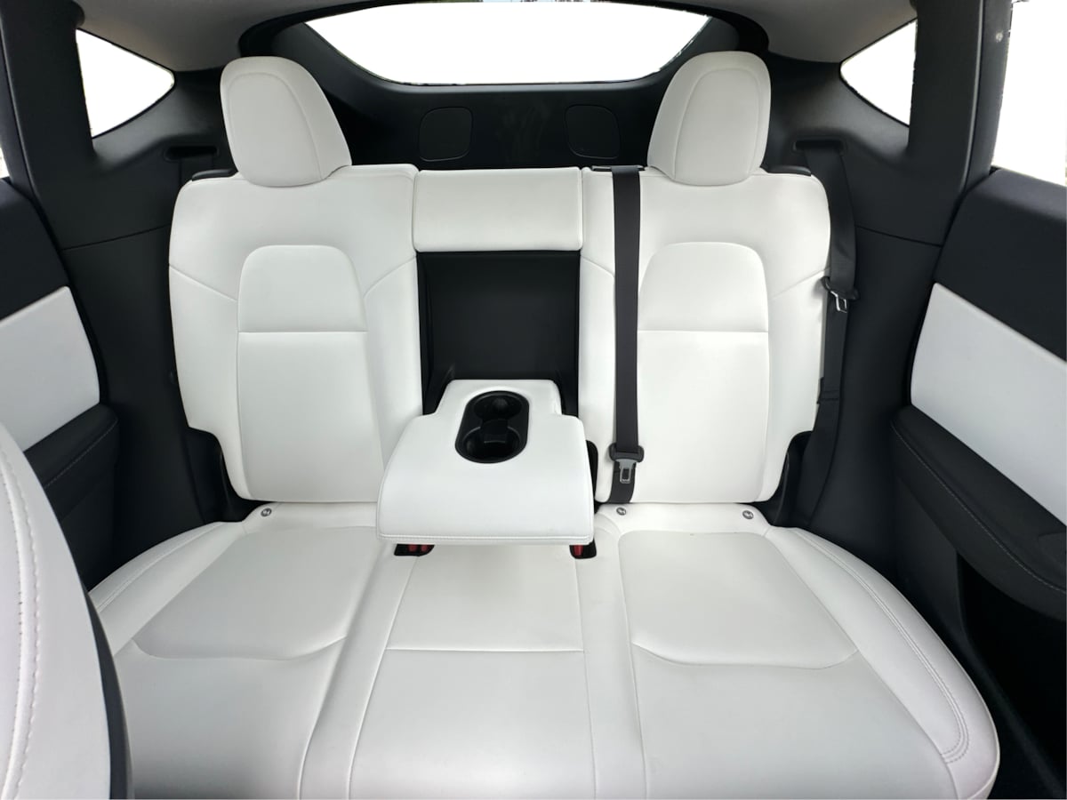 2020 Tesla Model Y Long Range photo 12