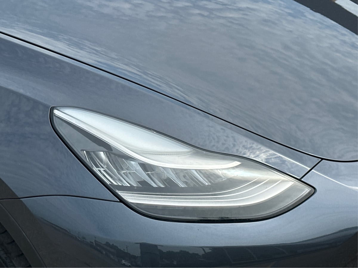 2020 Tesla Model Y Long Range photo 17