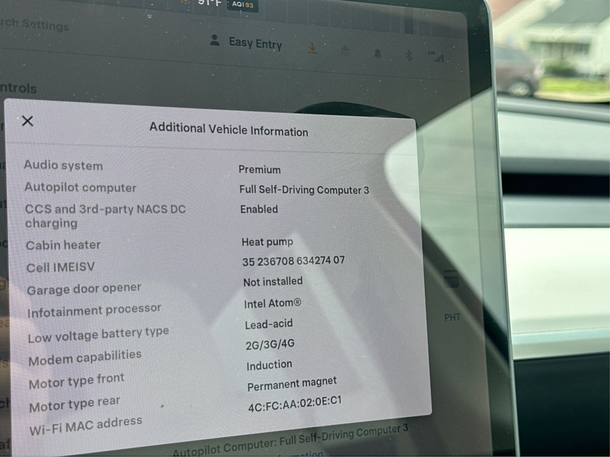 2020 Tesla Model Y Long Range photo 24