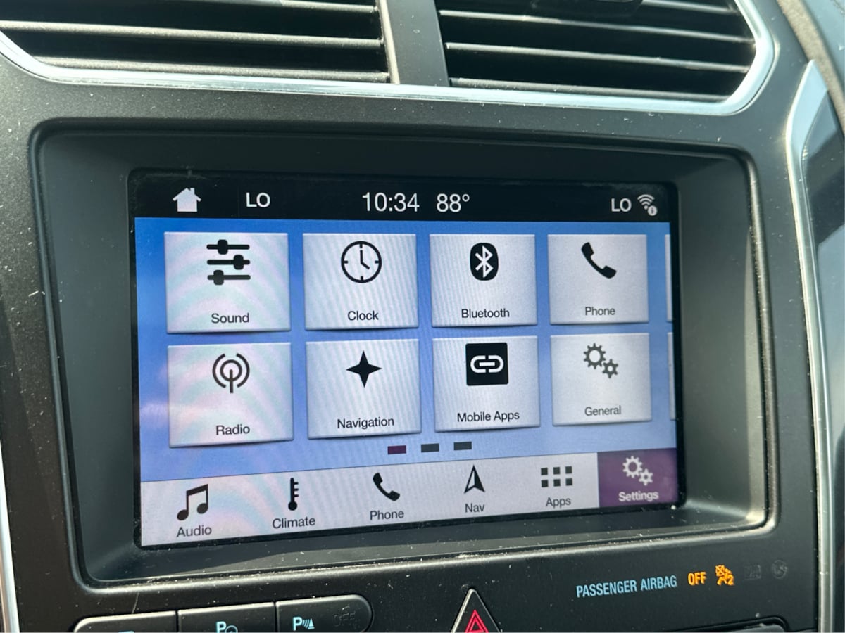 2019 Ford Explorer Platinum photo 34
