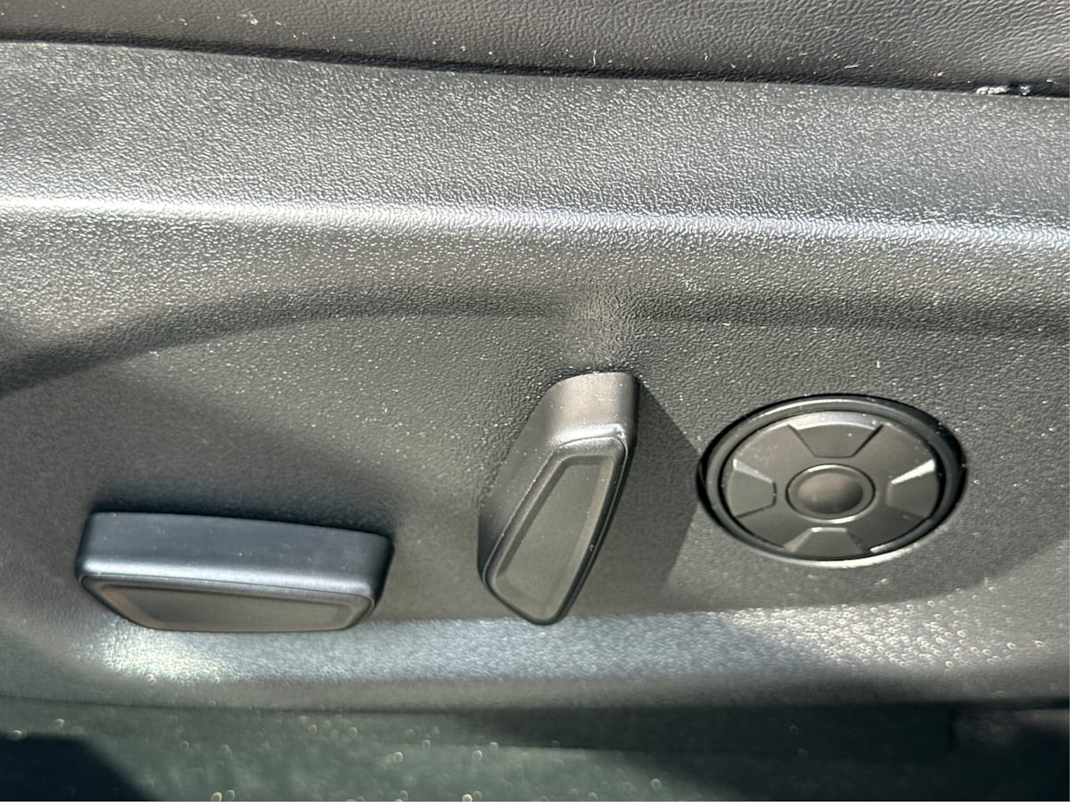 2019 Ford Explorer Platinum photo 30