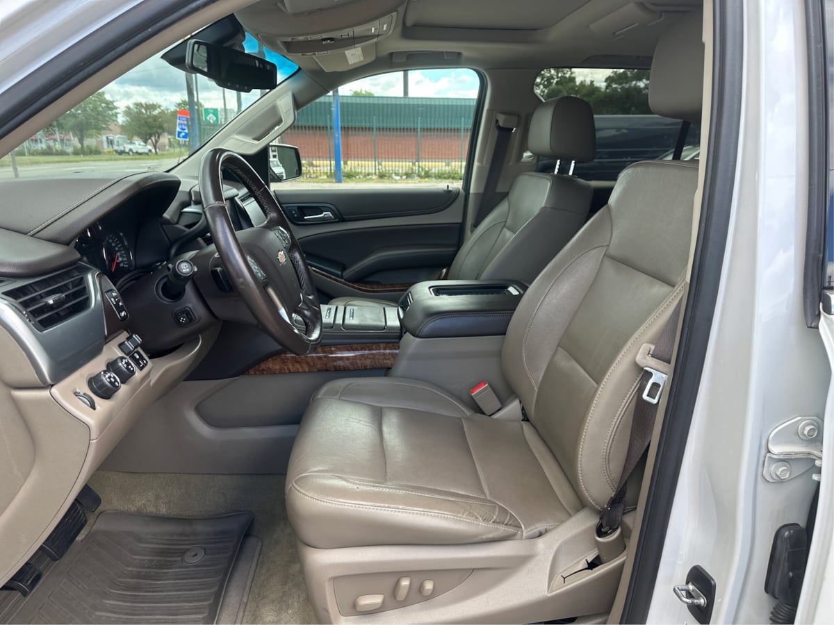 2018 Chevrolet Suburban Premier photo 10