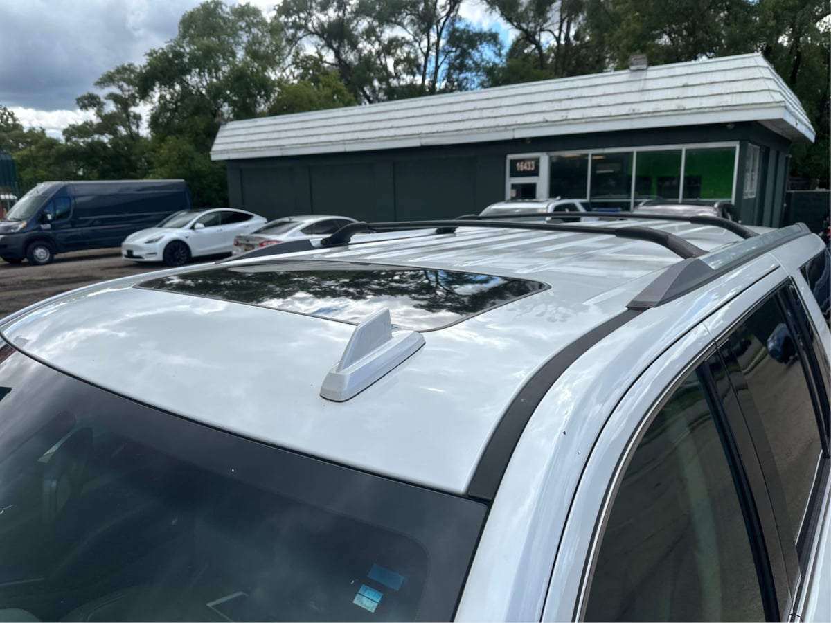 2018 Chevrolet Suburban Premier photo 13