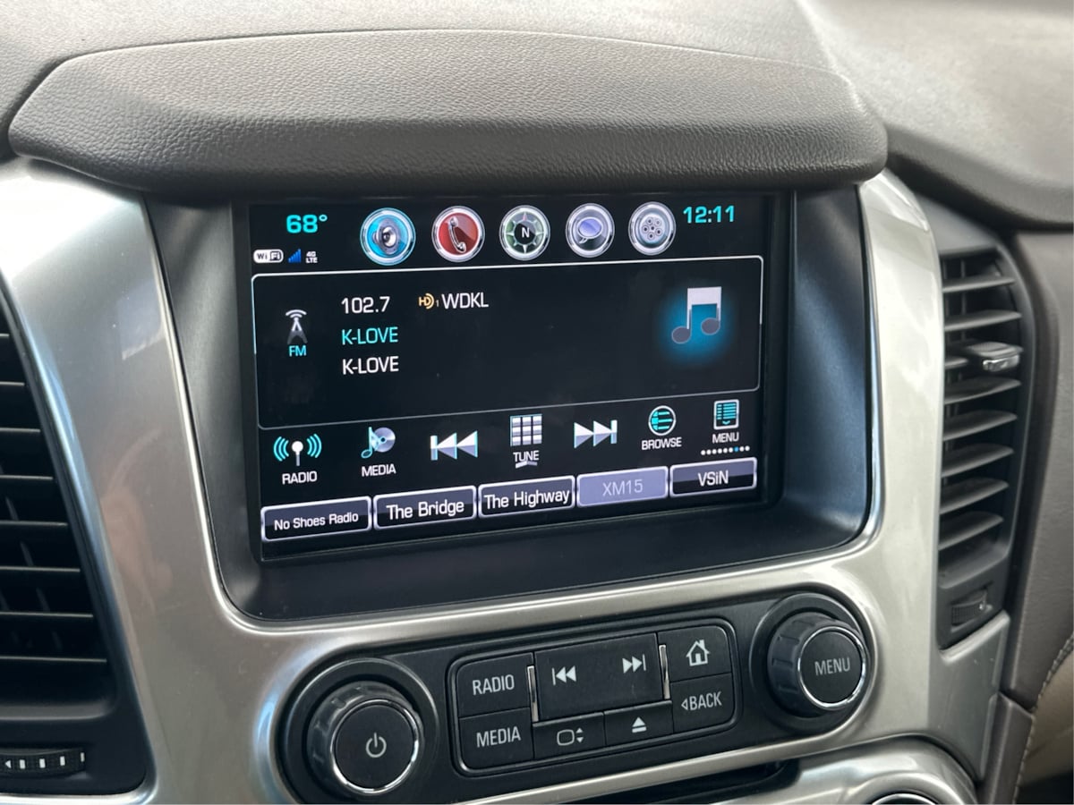 2018 Chevrolet Suburban Premier photo 34