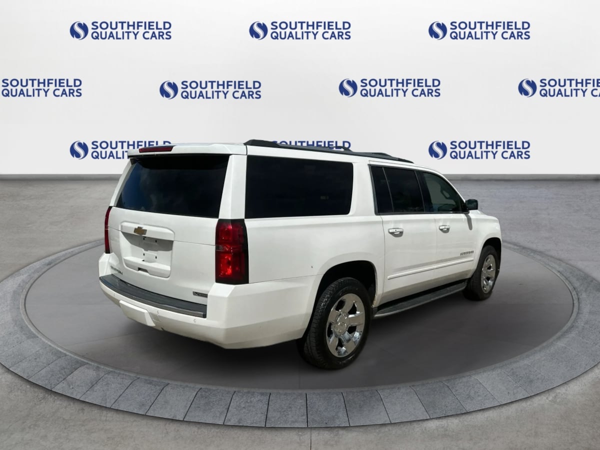 2018 Chevrolet Suburban Premier photo 7