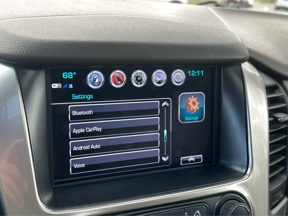 2018 Chevrolet Suburban Premier photo 36