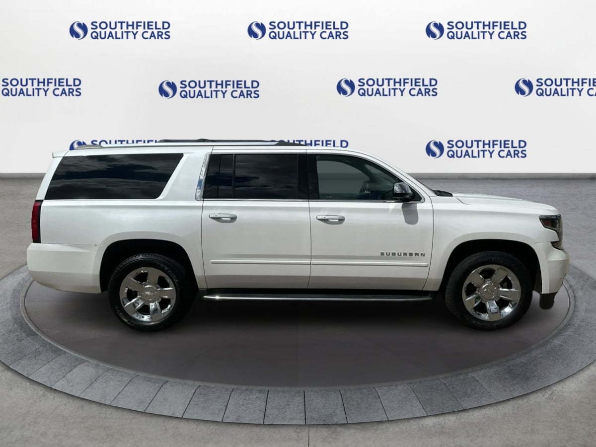 2018 Chevrolet Suburban Premier photo 8
