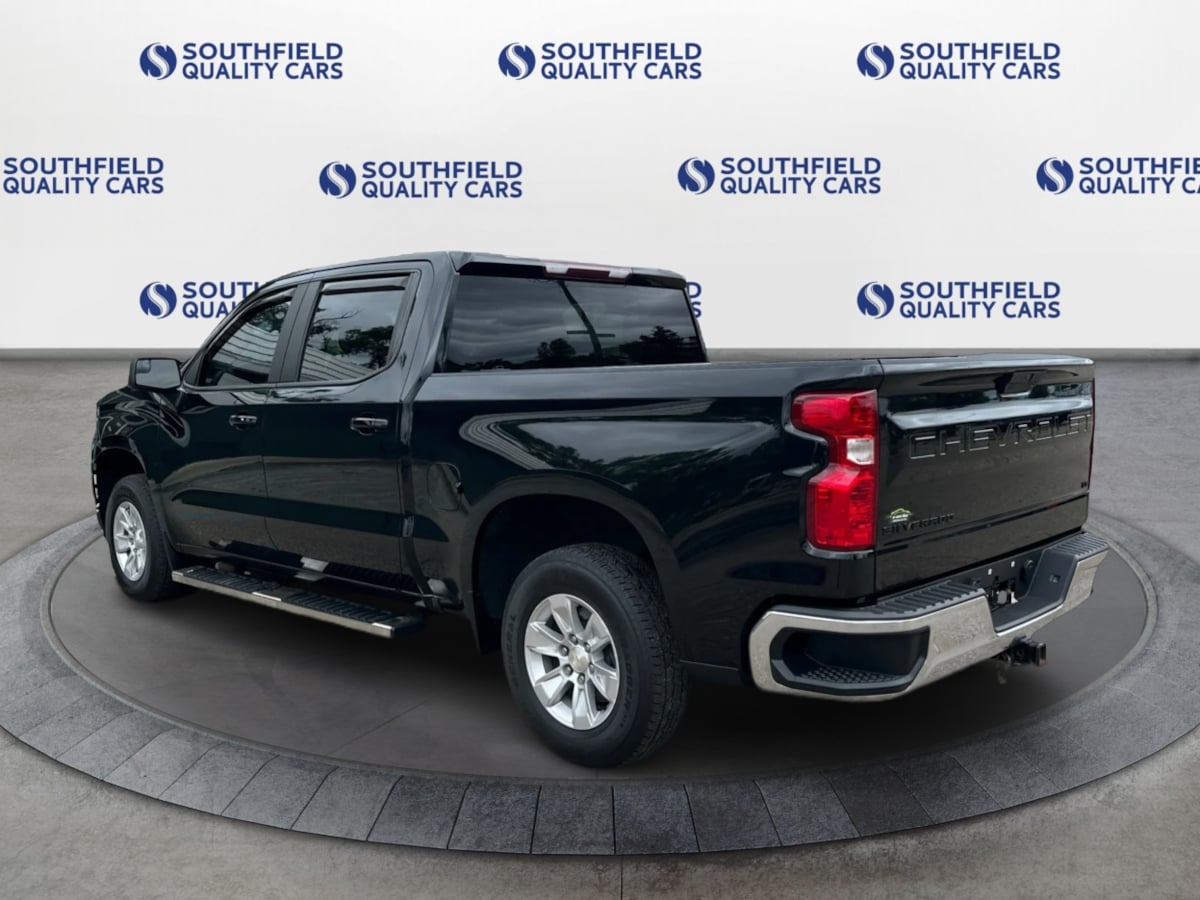 2021 Chevrolet Silverado 1500 LT photo 4