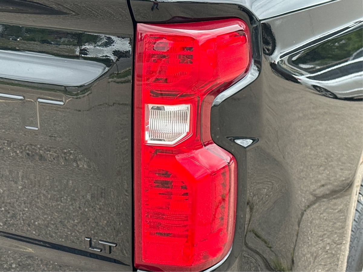 2021 Chevrolet Silverado 1500 LT photo 28