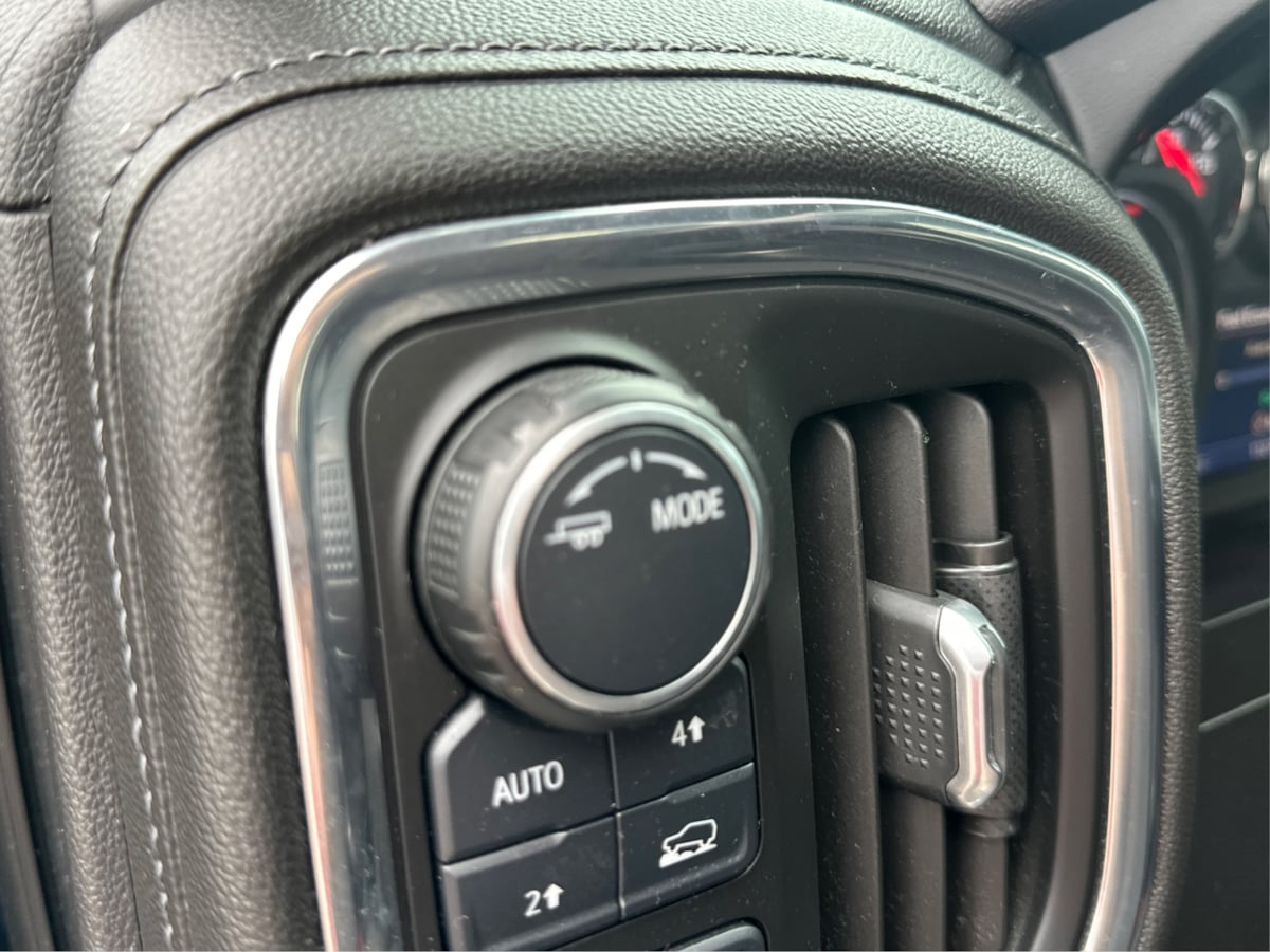 2021 Chevrolet Silverado 1500 LT photo 34