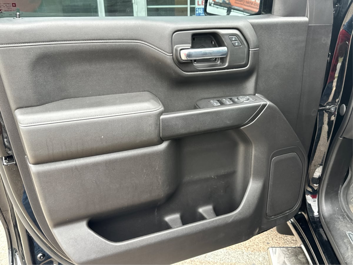 2021 Chevrolet Silverado 1500 LT photo 13