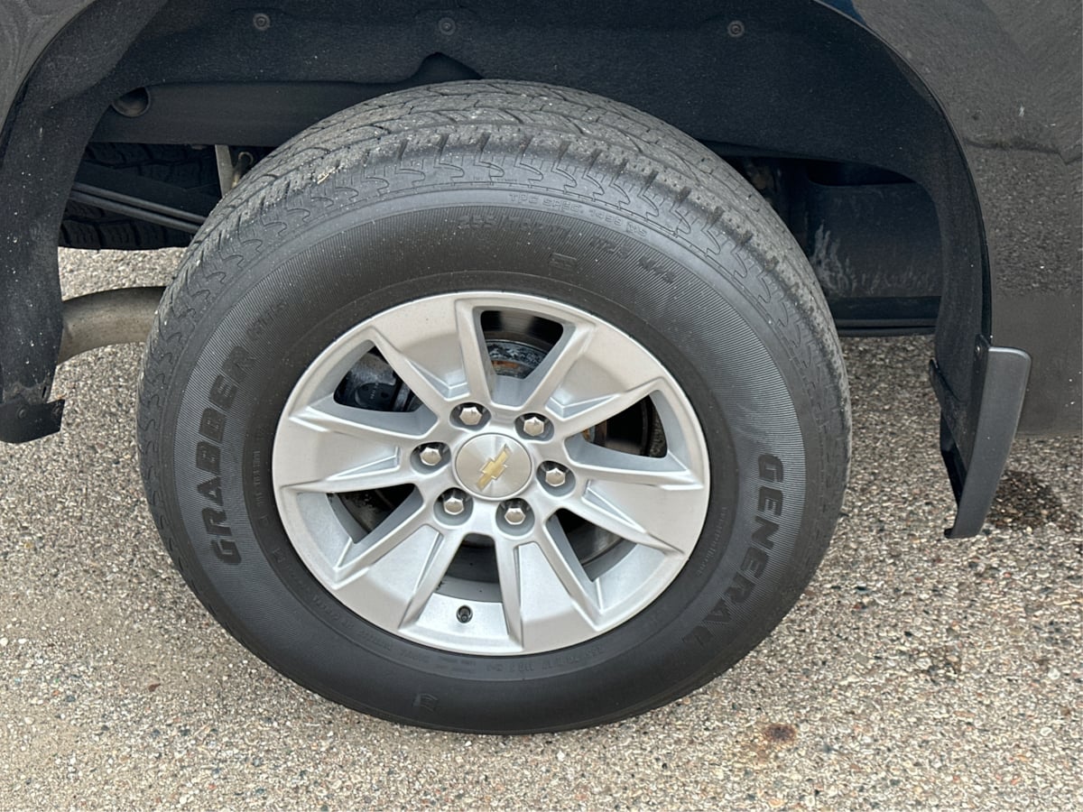 2021 Chevrolet Silverado 1500 LT photo 21