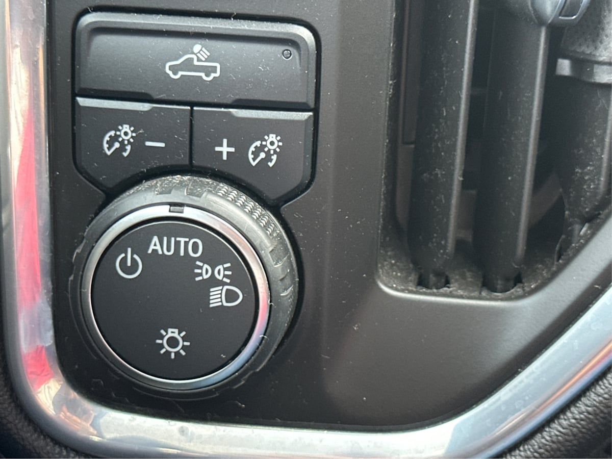 2021 Chevrolet Silverado 1500 LT photo 15