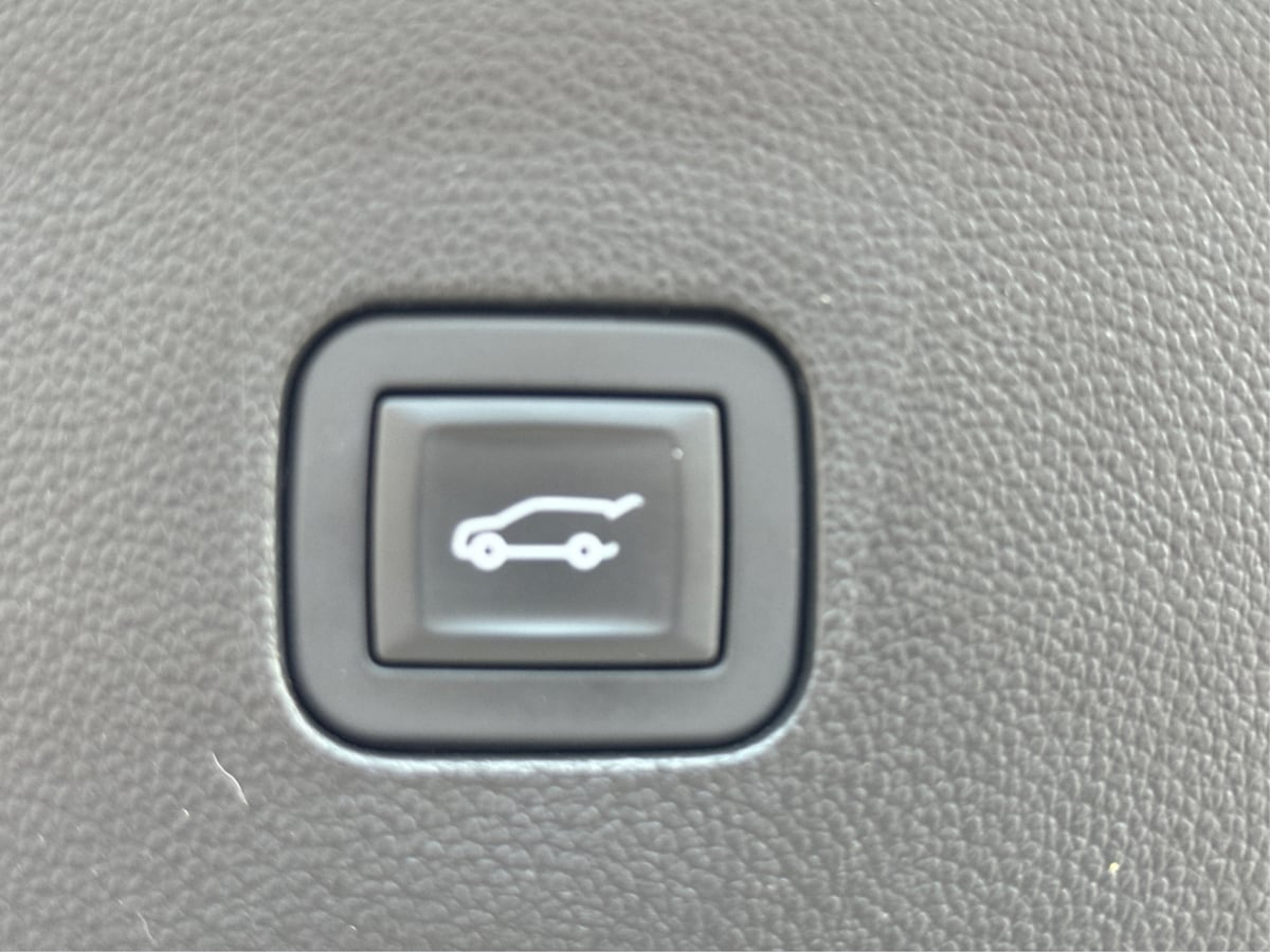 2019 Buick Enclave Essence photo 25