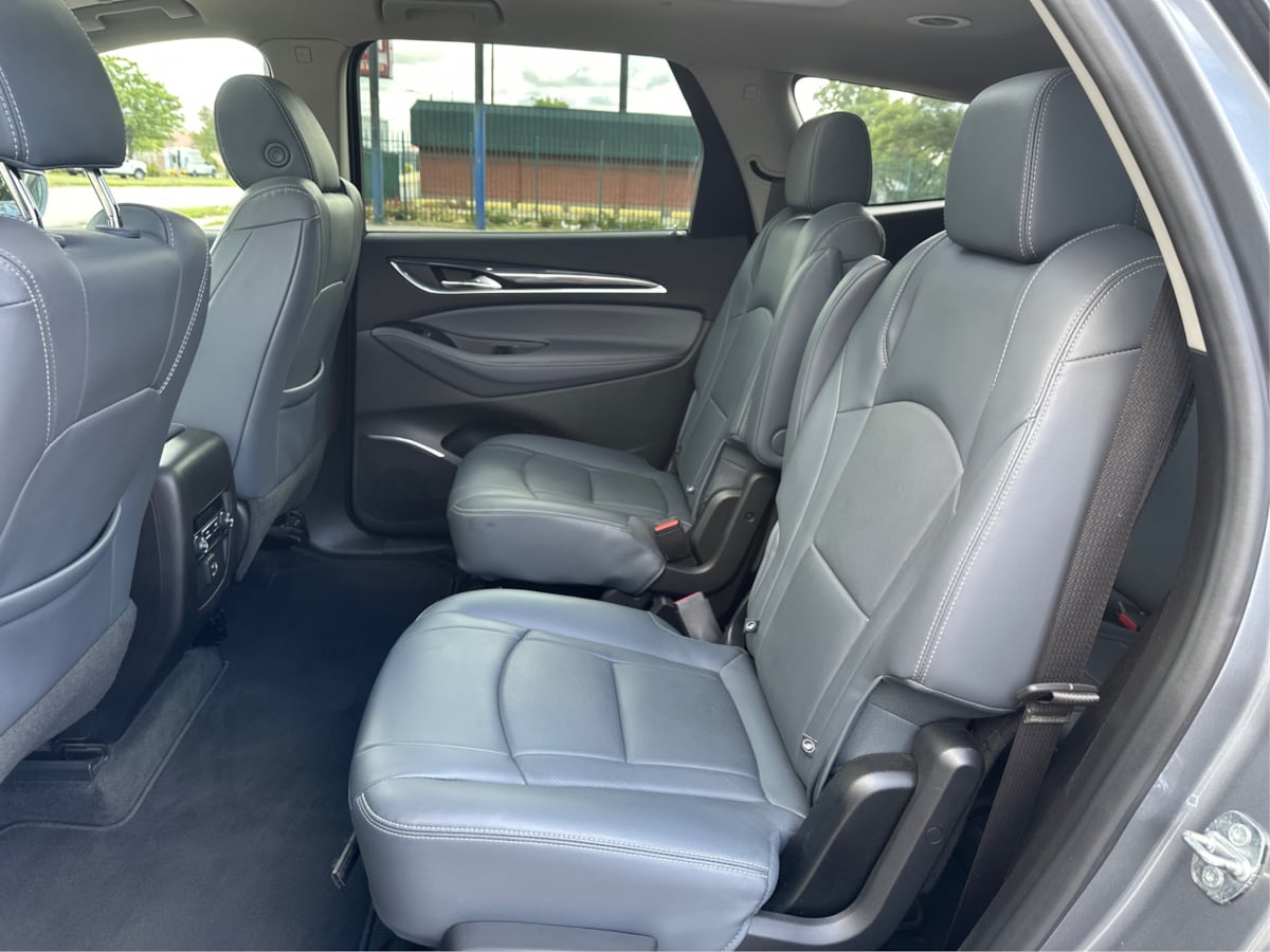 2019 Buick Enclave Essence photo 11