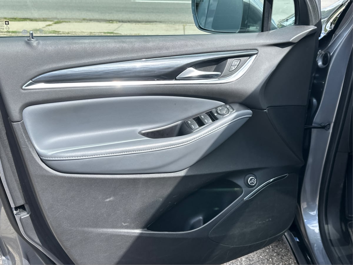 2019 Buick Enclave Essence photo 15