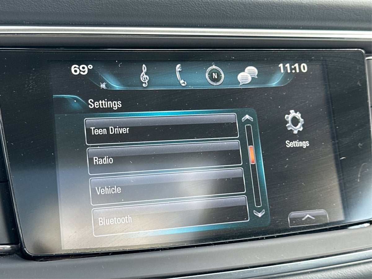 2019 Buick Enclave Essence photo 37